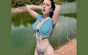 Nữ sinh trường chuyên gạ bạn vào việc địt nhau trên bàn