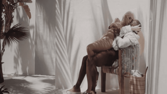 Làm tình cùng em ở phía sau nhà - rweiqmpt.sbs